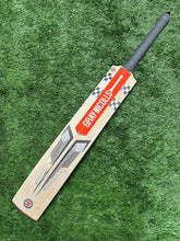 Load image into Gallery viewer, Gray Nicolls Delta Edition 3.0 Limited Edition
